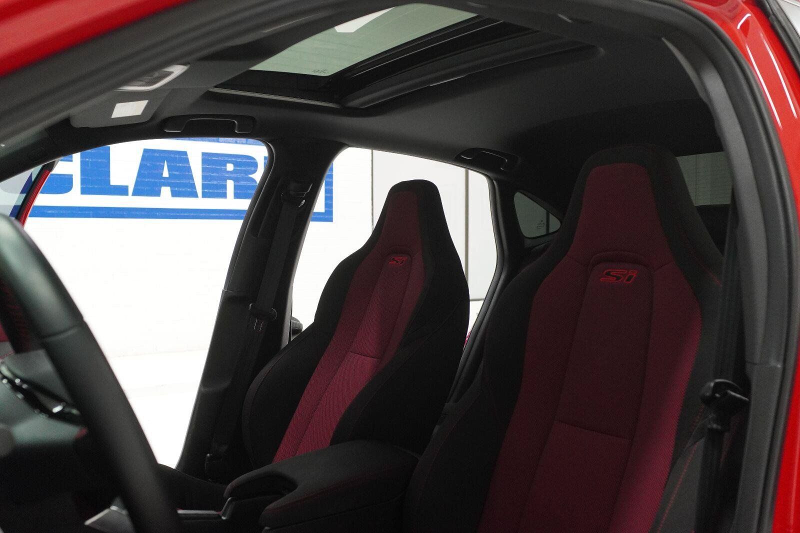 Used 2026 Honda Civic Si image 6