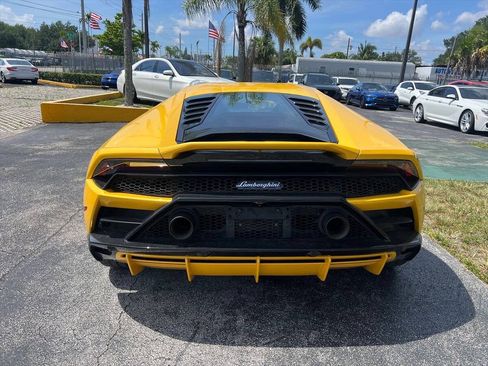 Used 2020 Lamborghini Huracan EVO AWD/4WD image 6