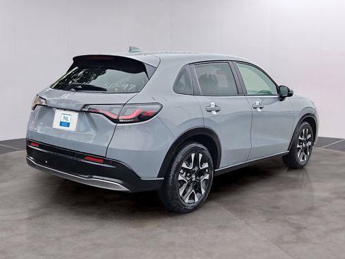 New 2026 Honda HR-V EX-L image 2