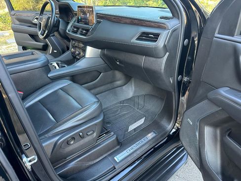 Used 2021 Chevrolet Tahoe LT w/ LT Signature Package image 33