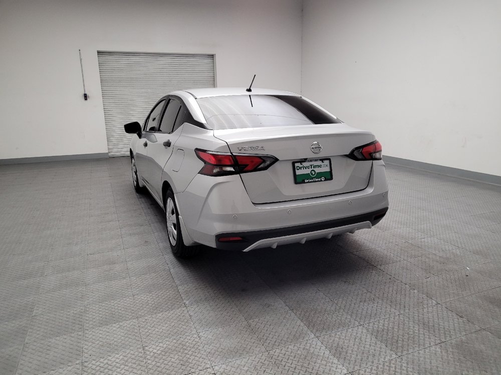 Used 2021 Nissan Versa S FWD image 6