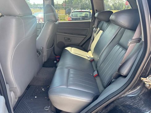 Used 2007 Jeep Grand Cherokee Laredo AWD/4WD image 12