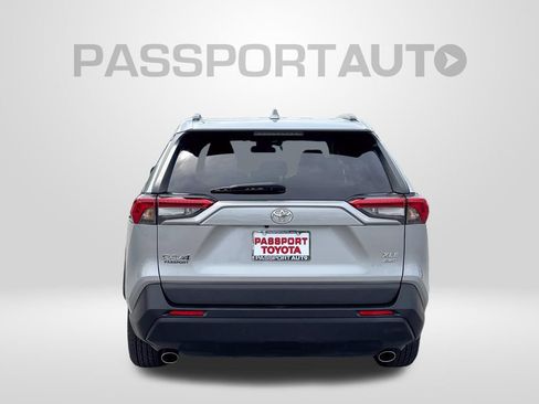 Certified 2021 Toyota RAV4 XLE w/ Convenience Package AWD/4WD image 8
