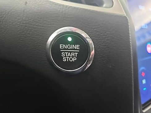 Used 2023 Ford Edge SEL w/ Convenience Package image 19