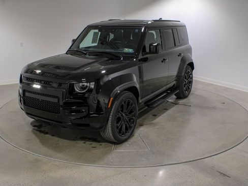 New 2026 Land Rover Defender 110 image 1