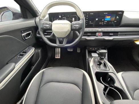 New 2025 Kia K4 GT-Line Turbo FWD image 10