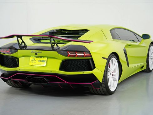Used 2015 Lamborghini Aventador LP 700-4 image 63