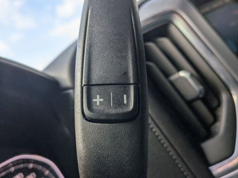 Used 2019 GMC Sierra 1500 Elevation image 13