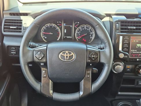 Used 2023 Toyota 4Runner TRD Off-Road Premium w/ Moonroof Package AWD/4WD image 23