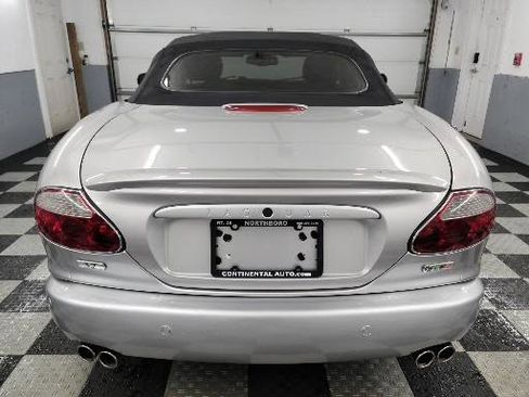 Used 2005 Jaguar XK8 Convertible RWD image 40