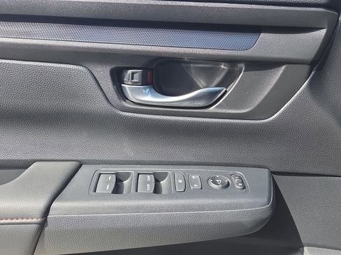 Used 2025 Honda CR-V Sport image 35