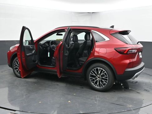 New 2026 Ford Escape SE image 57