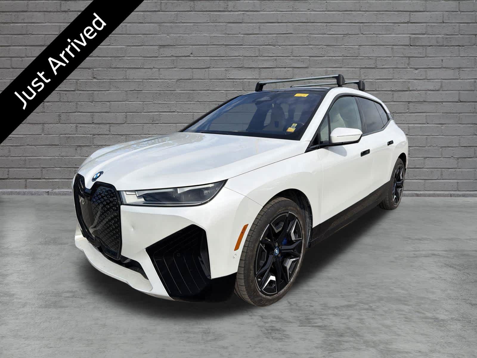 Used 2024 BMW iX xDrive50 w/ Sport Package AWD/4WD image 1