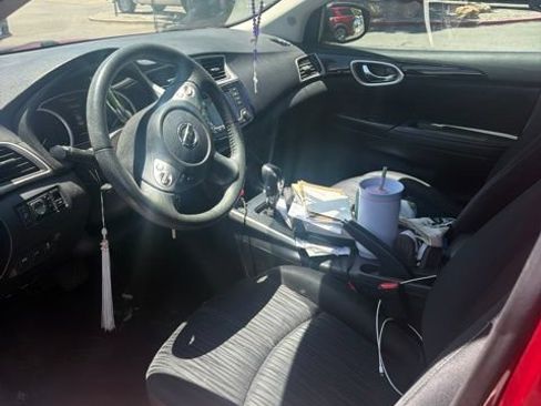 Used 2018 Nissan Sentra SV FWD image 5