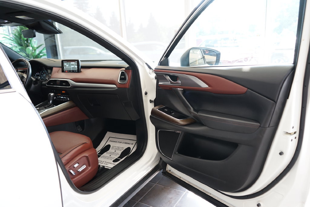 Used 2019 MAZDA CX-9 Signature AWD/4WD image 46