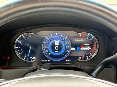 Used 2017 Cadillac Escalade Luxury AWD/4WD image 93