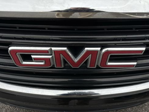 Used 2021 GMC Terrain SLE w/ Driver Convenience Package image 30