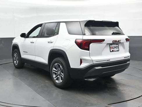 Used 2025 GMC Terrain Elevation AWD/4WD image 11