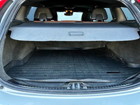 Used 2015 Volvo V60 T5 Premier w/ 19" Sport Package FWD image 34