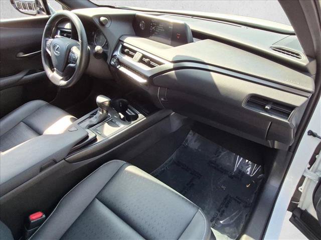 Used 2022 Lexus UX 200 w/ Accessory Package (Z2) FWD image 21