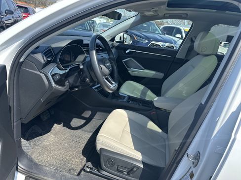 Used 2023 Audi Q3 2.0T Premium image 14