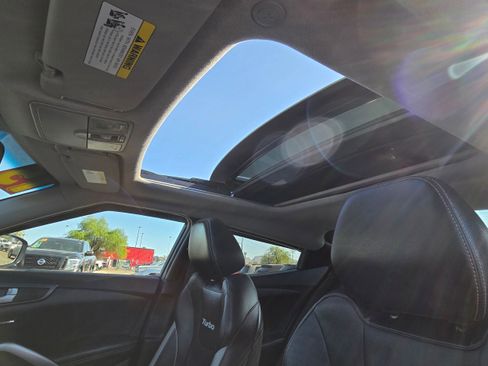 Used 2015 Hyundai Veloster Turbo w/ Option Group 04 FWD image 20
