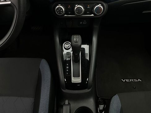 Used 2025 Nissan Versa SV image 14