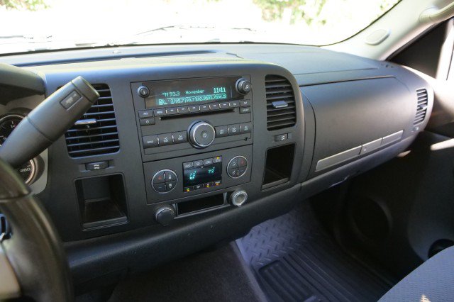 Used 2007 Chevrolet Silverado 1500 LT w/ 1LT Convenience Package RWD image 14