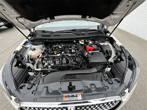 Used 2022 Lincoln Corsair Reserve w/ Elements Package image 17