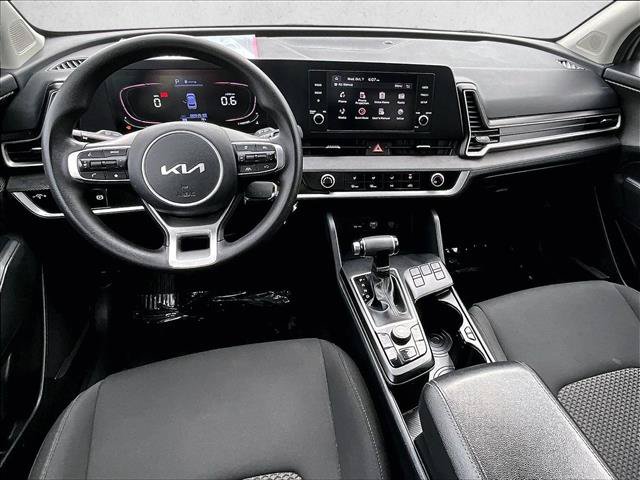 Used 2024 Kia Sportage LX FWD image 16