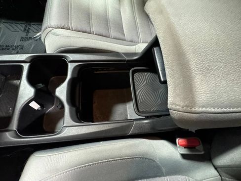 Used 2018 Honda CR-V LX image 29