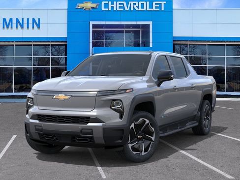 Used 2026 Chevrolet Silverado EV LT AWD/4WD image 7