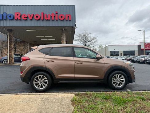 Used 2016 Hyundai Tucson SE w/ Option Group 02 image 8