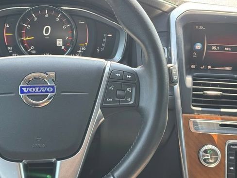 Used 2017 Volvo XC60 T5 Inscription w/ Advanced Package AWD/4WD image 24
