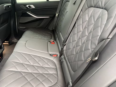 Used 2026 BMW X5 xDrive40i w/ M Sport Package AWD/4WD image 26