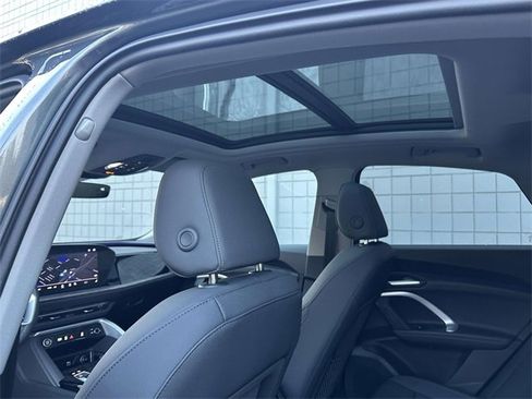 New 2025 Audi Q5 2.0T Premium Plus image 7