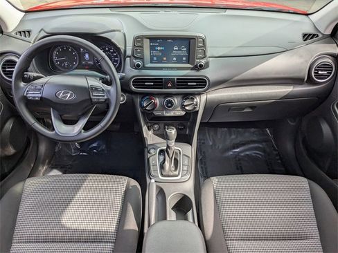 Used 2020 Hyundai Kona SEL image 29