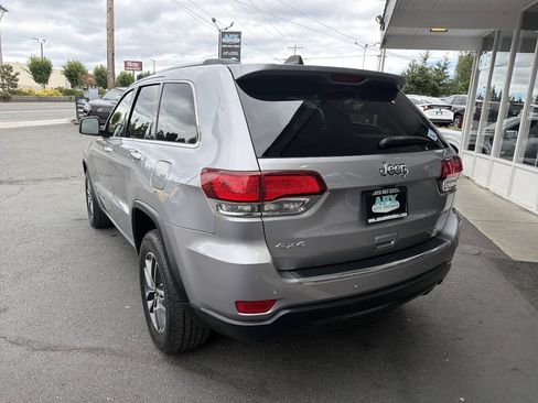 Used 2020 Jeep Grand Cherokee Limited w/ Luxury Group II AWD/4WD image 4