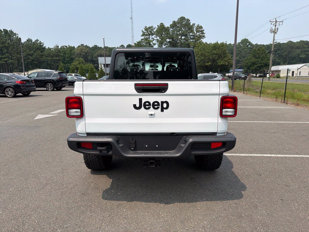 New 2026 Jeep Gladiator Sport AWD/4WD image 7