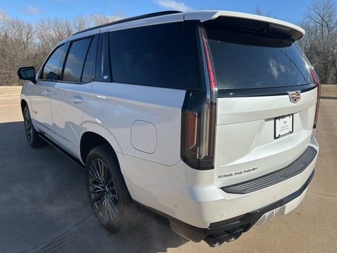 Certified 2024 Cadillac Escalade V w/ LPO, Floor Liner Package image 3