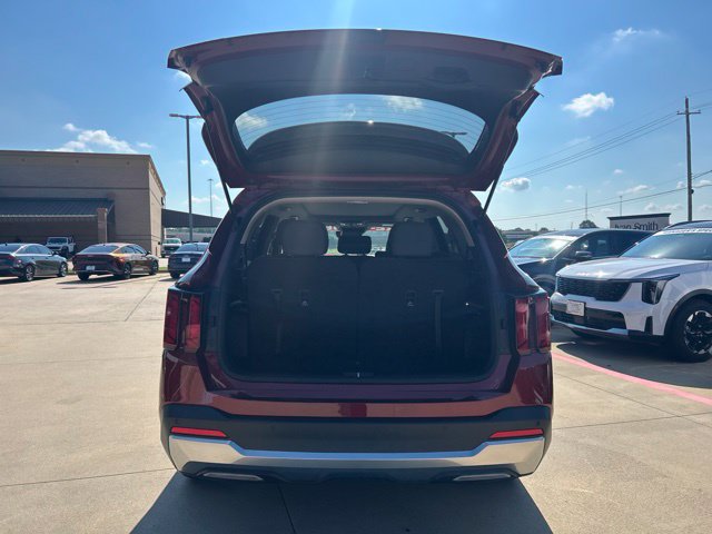 Used 2025 Kia Sorento S w/ Panoramic Sunroof Package FWD image 7