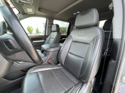 Used 2024 GMC Sierra 2500 Denali w/ Technology Package AWD/4WD image 21
