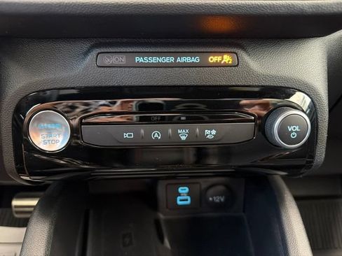 Certified 2023 Ford Escape ST-Line Select w/ Tech Pack #2 AWD/4WD image 21