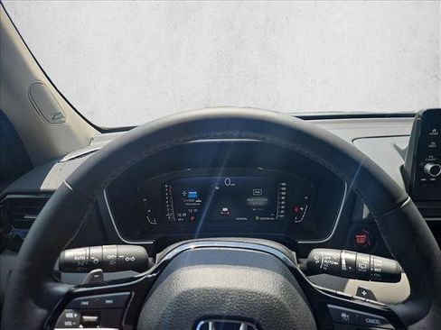 Used 2025 Honda Pilot Elite image 11