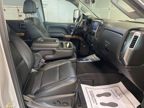 Used 2019 Chevrolet Silverado 3500 LTZ w/ Duramax Plus Package AWD/4WD image 16