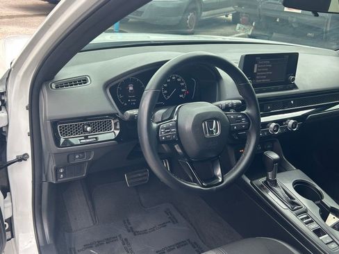 Used 2023 Honda Civic Sport image 33