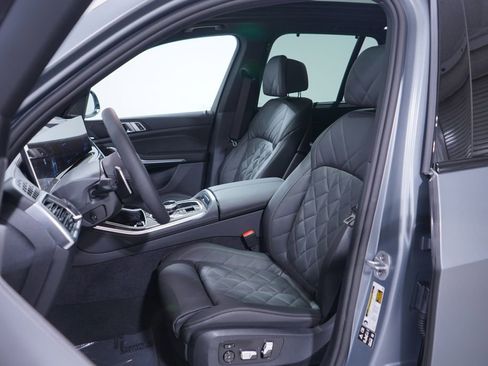 New 2026 BMW X5 M60i image 7