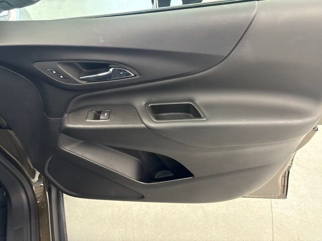 Used 2024 Chevrolet Equinox LT AWD/4WD image 23
