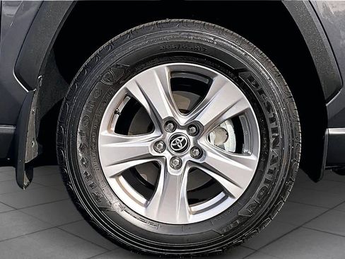 Used 2025 Toyota RAV4 XLE image 11