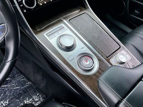 Certified 2024 Genesis GV80 3.5T image 17